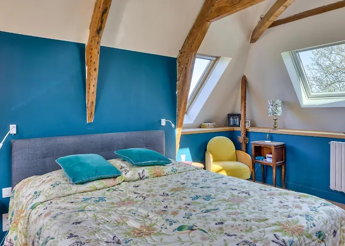 8 Bedroom In Vattetot-sur-Mer